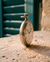 Carola N° 04 · Taschenuhr, Taschenuhr mit mechanischem Uhrwerk